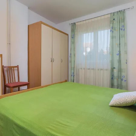 Cozy In With Wifi Apartment Porec